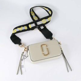 Picture of Jacquemus Lady Handbags _SKUfw151438946fw